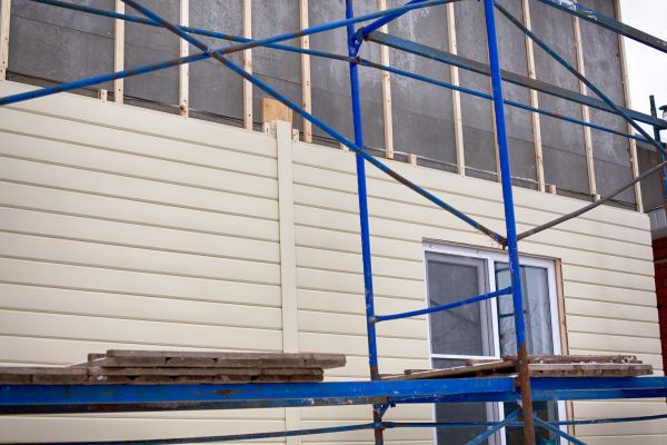 Loose Cladding Repair in Vancouver